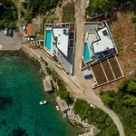 Beachfront Luxury Mare, Featuring A Heated Pool, Fitness Area, And Sauna Villa Potomje