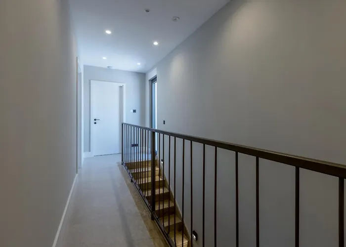 Willa Beachfront Luxury Mare, Featuring A Heated Pool, Fitness Area, And Sauna