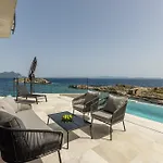 빌라 Beachfront Luxury Mare, Featuring A Heated Pool, Fitness Area, And Sauna *