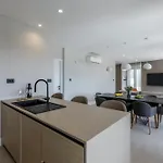 Beachfront Luxury Mare, Featuring A Heated Pool, Fitness Area, And Sauna 빌라 Potomje