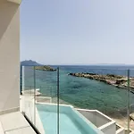 Beachfront Luxury Mare, Featuring A Heated Pool, Fitness Area, And Sauna Potomje