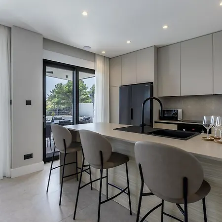 Luxury Mare, Direkt Am *