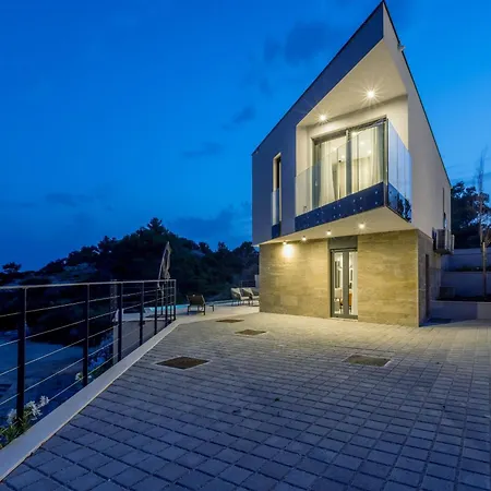 Βίλα Beachfront Luxury Mare, Featuring A Heated Pool, Fitness Area, And Sauna *