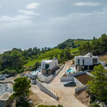 Luxury Mare, Direkt Am * Potomje