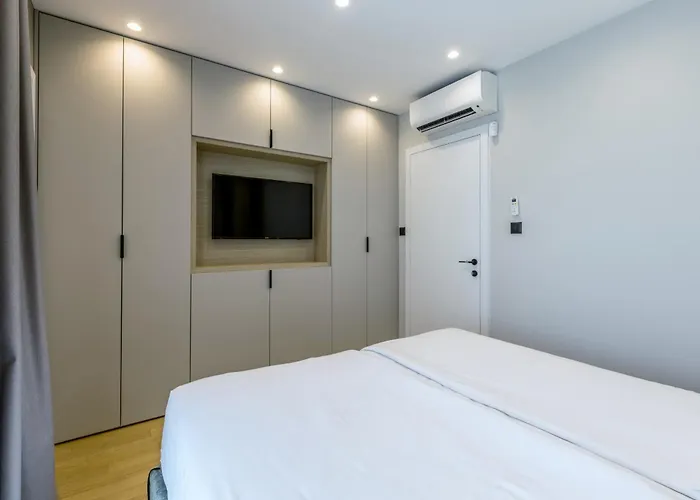 别墅 Beachfront Luxury Mare, Featuring A Heated Pool, Fitness Area, And Sauna *