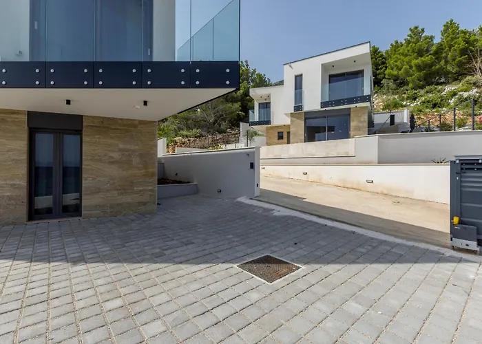 Luxury Mare, Direkt Am * Potomje