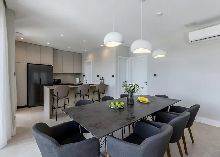 Luxury Mare, Direkt Am *