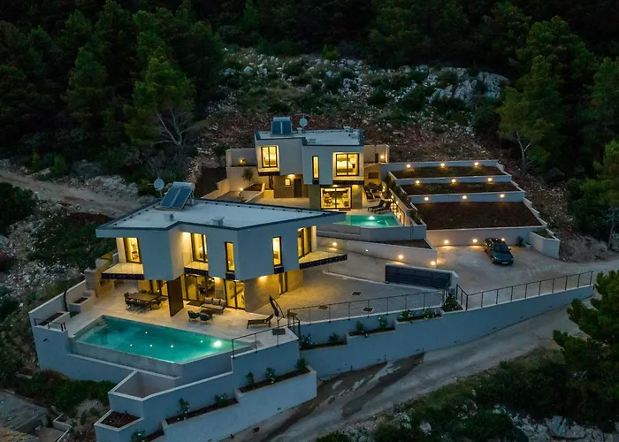 Beachfront Luxury Mare, Featuring A Heated Pool, Fitness Area, And Sauna
